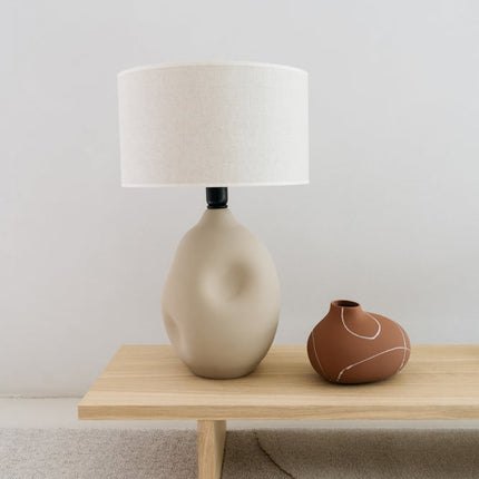 Handgemaakte aardewerken vaas Iris terracotta 20 x 13 x 14,5 cm