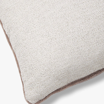 Luxe mohair sierkussenhoes Amy aubergine 50x50 cm