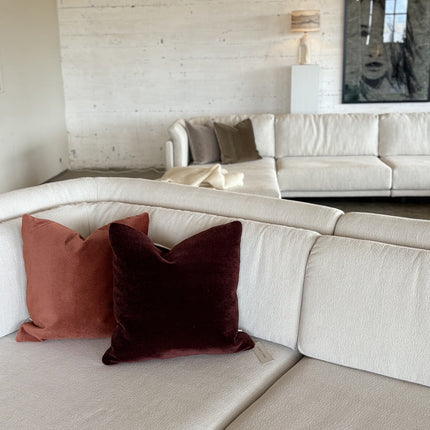 Satijnmohair sierkussenhoes Sara terra 50x30 cm