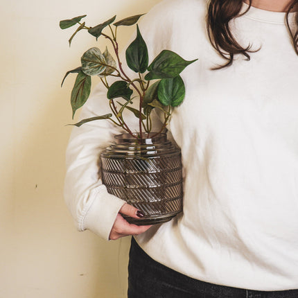 Vaas- Relief- Glas- Grijs- 16x16 cm