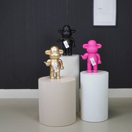 Ornament - Hang loose Aap Beeld 'The Legend' - Polyresin - Roze - 20,5x13,5x35cm