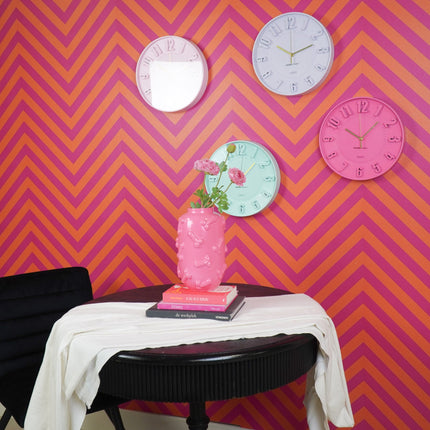 Klok- Wandklok Cijfers- Fluor Roze - 30x30x4cm