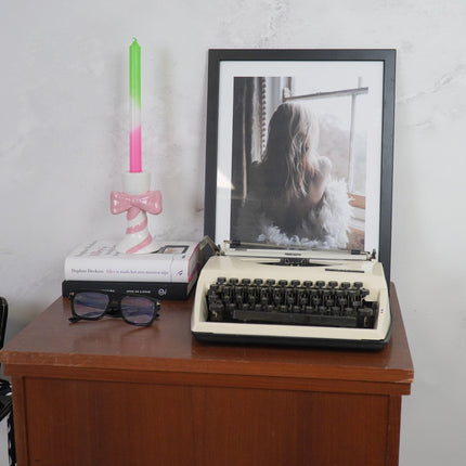 Kaarshouder - Kandelaar - Strik - Keramiek - Wit/Roze - 9x8x14cm