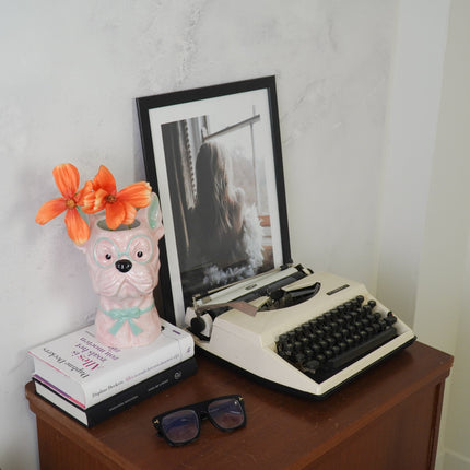 Vaas - Bloemen Vaas - Hond - Dolomiet - Roze/Mintgroen - 13,5x14,5x23cm