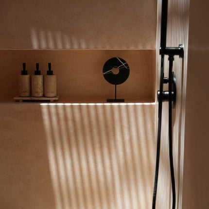 De marmeren schijf op standaard - zwart - M