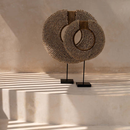 De schelp Réunion op standaard - naturel