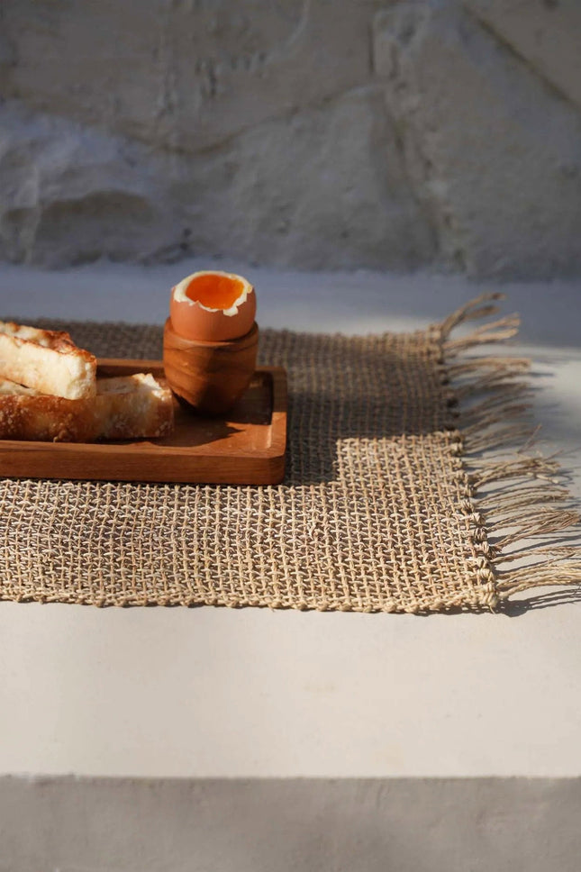 Het eierdopje van teakwortel