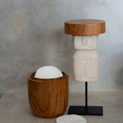 De lage teakhouten wortelvaas - M