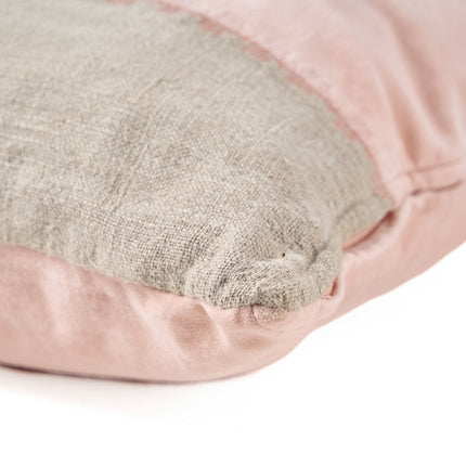 The Velvet Divorce kussenhoes - natuurlijk roze - 30x50