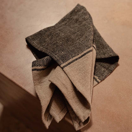 The Linen Dash Keukendoek - Natuurlijk Zwart - 50x70