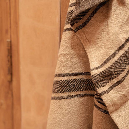 The Linen Smudge keukendoek - natuurlijk zwart - 50x70