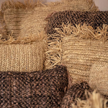 The Oh My Gee kussenhoes - zwart koper - 30x50 cm