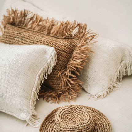 The Oh My Gee kussenhoes - crème - 35x100