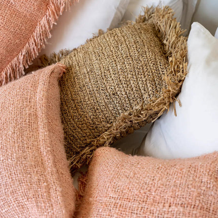 The Oh My Gee kussenhoes - zalmroze - 40x40