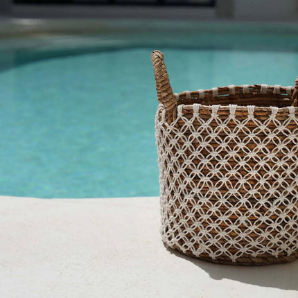 De macramémand met gekruiste steken - S