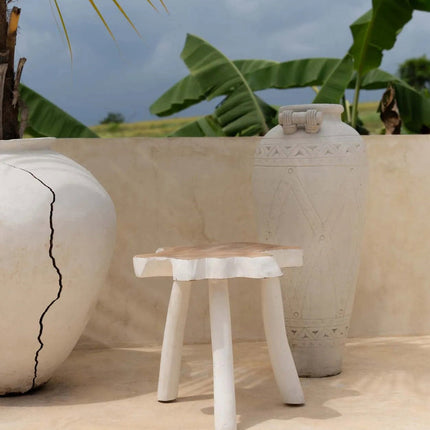 De organische bijzettafel - natuurwit