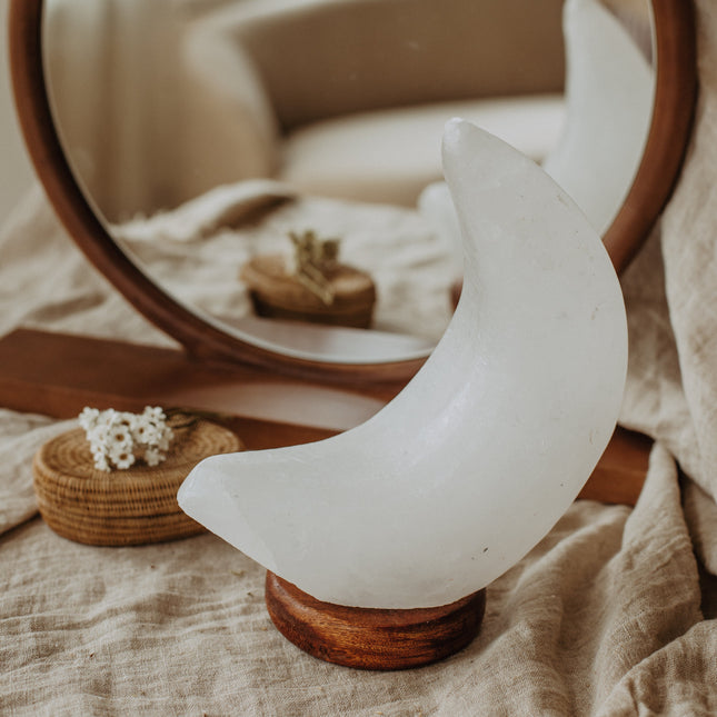 Witte grote zoutsteen maanlamp